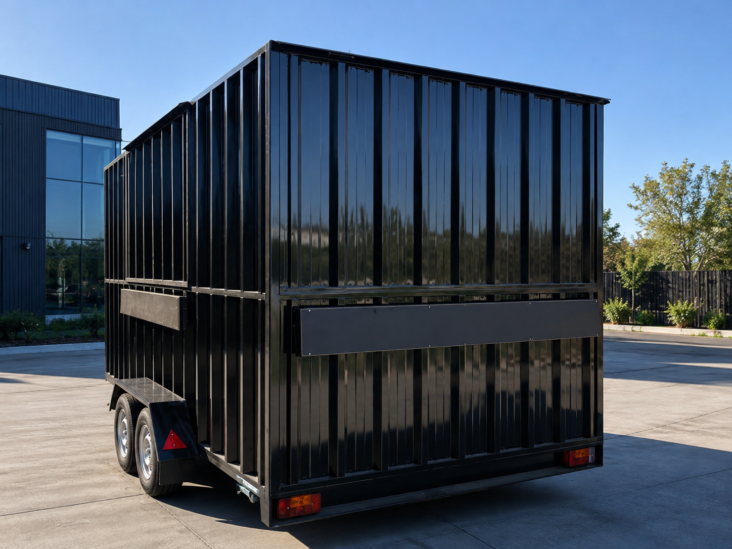 Food Truck 02 — 4m × 2m catering unit for rent